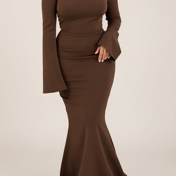 Robe prestige longue, manche maxi chic, couleur marron